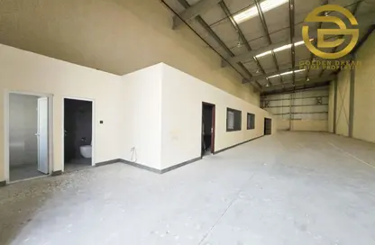 Warehouse - Studio - 1 Bathroom for rent in Dubai Investment Park 2 (DIP 2) - Dubai Investment Park (DIP) - Dubai