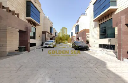 Villa - 5 Bedrooms - 7 Bathrooms for rent in Al Bateen Park - Al Khaleej Al Arabi Street - Al Bateen - Abu Dhabi
