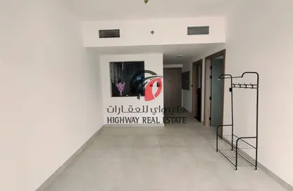 شقة - غرفة نوم - 2 حمامات للايجار في بنجاتي كريك - الجداف - دبي