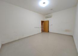 شقة - 2 غرف نوم - 2 حمامات للكراء في شابية - مصفح - أبوظبي