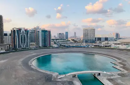 شقة - 2 غرف نوم - 2 حمامات للايجار في برج الواحة - مدينة دبي الرياضية - دبي