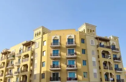 شقة - 1 حمام للايجار في اي سي 1 اماراتي 11 - طراز إماراتي - المدينة الدولية - دبي