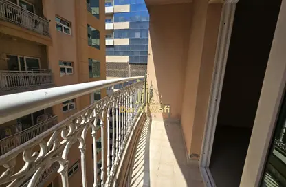 Apartment - 2 Bedrooms - 2 Bathrooms for rent in Tiger Building Al Qadesia - Al Nahda - Sharjah