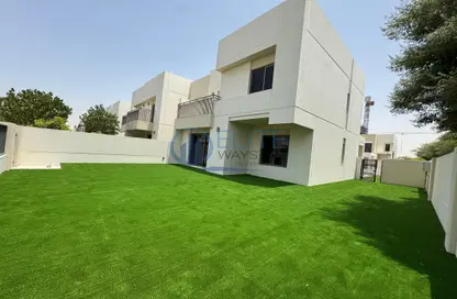 Townhouse - 4 Bedrooms - 4 Bathrooms for rent in Noor Townhouses - Town Square - Dubai