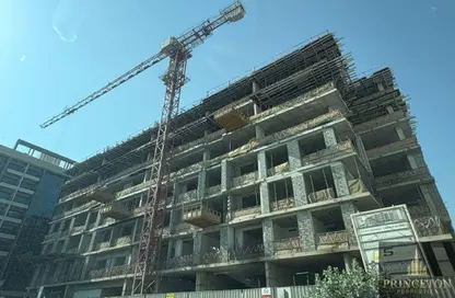 Apartment - Studio - 1 Bathroom for sale in Dubai Studio City - Dubai