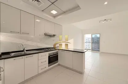 Apartment - Studio - 1 Bathroom for rent in Oxford Building - Jumeirah Village Circle - Dubai