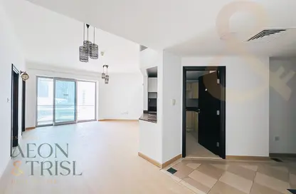 Apartment - 2 Bedrooms - 2 Bathrooms for rent in La Riviera - Dubai Marina - Dubai