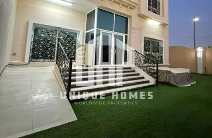 Villa - 5 Bedrooms - 7 Bathrooms for sale in Khalifa City A - Khalifa City - Abu Dhabi