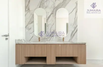 Villa - 5 Bedrooms - 6 Bathrooms for sale in Falcon Island South - Falcon Island - Al Hamra Village - Ras Al Khaimah