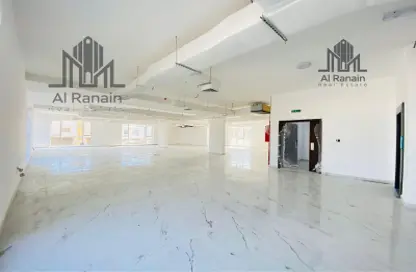 عمارة بالكامل - استوديو - 8 حمامات للايجار في العامريه - الجيمي - العين