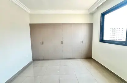 Apartment - 1 Bedroom - 2 Bathrooms for rent in Muwaileh 29 Building - Muwaileh - Sharjah