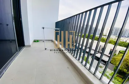 Apartment - Studio - 1 Bathroom for rent in Rehan Apartments - Aljada - Sharjah