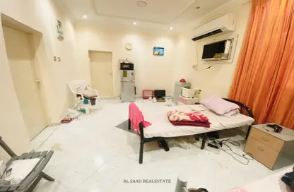 Villa - 1 Bathroom for rent in Al Khrais - Al Jimi - Al Ain
