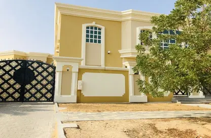 Villa - 4 Bedrooms - 5 Bathrooms for rent in Shaab Al Askar - Zakher - Al Ain