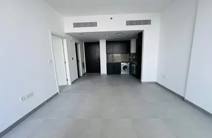 Apartment - 1 Bedroom - 2 Bathrooms for rent in The Gate - Aljada - Sharjah
