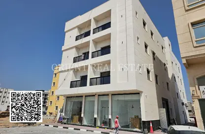 عمارة بالكامل - استوديو - 8 حمامات للبيع في عجمان جلوبال سيتي - العالية - عجمان