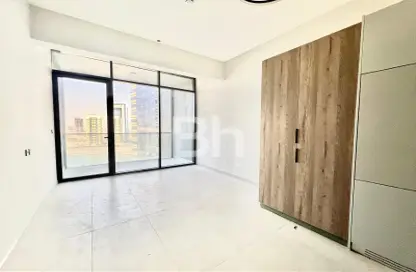 شقة - 1 حمام للايجار في الأمل تاور - مدينة دبي الرياضية - دبي