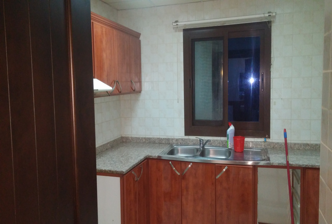 the toilet nahda toilet 2bhk prime location near carrefour 65k ref dxb raz the toilet nahda toilet 2bhk prime location near carrefour 65k ref dxb raz