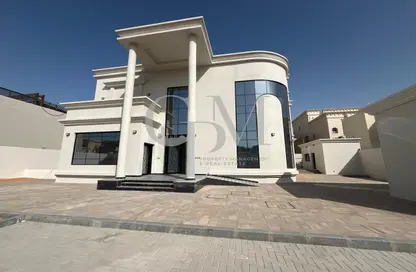 Villa - 7 Bedrooms for rent in Al Khalidiya - Abu Dhabi