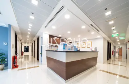 Full Floor - Studio for sale in One Lake Plaza - JLT Cluster T - Jumeirah Lake Towers - Dubai