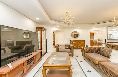 Living Room image for: Apartment - 4 Bedrooms - 5 Bathrooms for sale in Al Badia Residences - Dubai Festival City - Dubai, Image 1