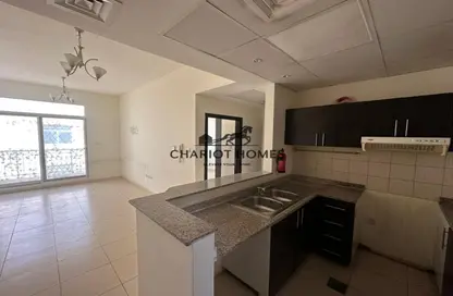 Apartment - 1 Bedroom - 2 Bathrooms for sale in Mazaya 1 - Queue Point - Dubai Land - Dubai