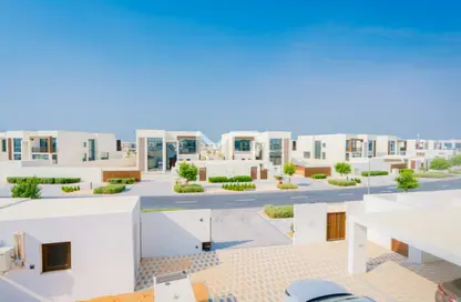 Villa - 5 Bedrooms - 7 Bathrooms for rent in Nad Al Dhabi - Al Jubail Island - Abu Dhabi