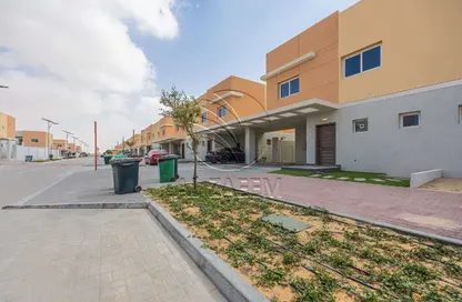 Villa - 3 Bedrooms - 4 Bathrooms for sale in Manazel Al Reef 2 - Al Samha - Abu Dhabi