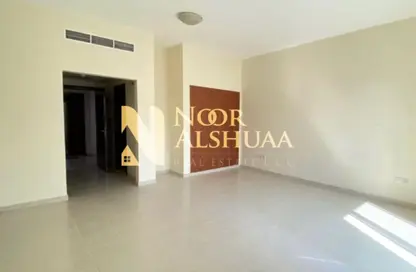 Apartment - Studio - 1 Bathroom for rent in China Cluster - International City - Dubai