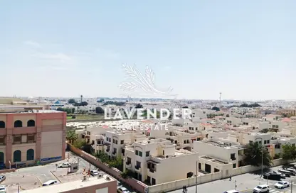 Apartment - 3 Bedrooms - 5 Bathrooms for rent in United Square - Al Khalidiya - Abu Dhabi