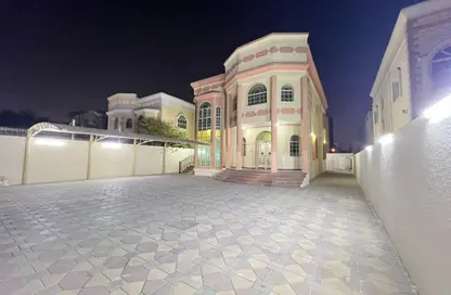فيلا - 5 غرف نوم - 8 حمامات للايجار في فلل الروضة 2 - 2  الروضة - الروضة - عجمان