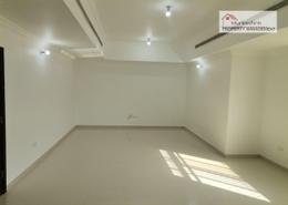 شقة - 3 غرف نوم - 4 حمامات للكراء في المشرف - أبوظبي