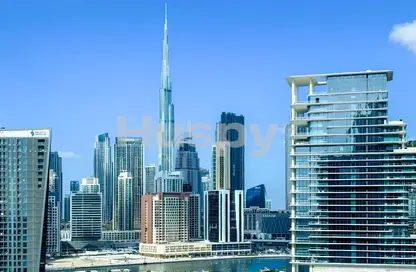 شقة - 1 حمام للايجار في رأسًا على عقب - الخليج التجاري - دبي