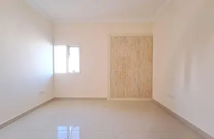 Apartment - 2 Bedrooms - 2 Bathrooms for rent in Al Hafeet Tower 8 - Al Nahda - Sharjah