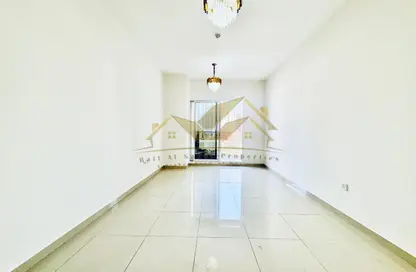 Apartment - 2 Bedrooms - 3 Bathrooms for rent in Jumeirah Garden City - Al Satwa - Dubai
