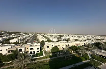 شقة - 2 غرف نوم - 2 حمامات للبيع في مساكن الدبلوماسيين - تاون سكوير - دبي
