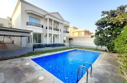 Villa - 5 Bedrooms - 7 Bathrooms for rent in Jumeirah 3 Villas - Jumeirah 3 - Jumeirah - Dubai