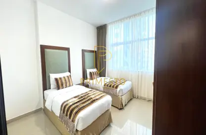 Apartment - 2 Bedrooms - 2 Bathrooms for rent in Galaxy tower - Khalifa Street - Abu Dhabi