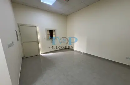 شقة - 1 حمام للايجار في شريعة المويجعي - المويجي - العين