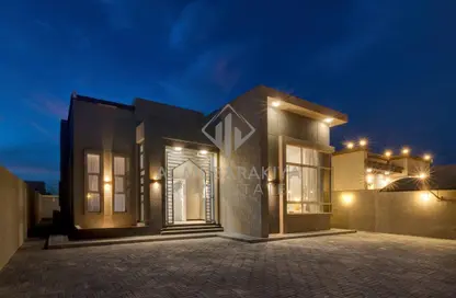 Outdoor House image for: Villa - 3 Bedrooms - 4 Bathrooms for rent in Al Hamra Views - Al Hamra Village - Ras Al Khaimah, Image 1