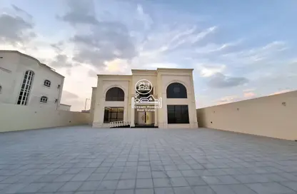 Villa - 6 Bedrooms - 7 Bathrooms for rent in Madinat Al Riyad - Abu Dhabi