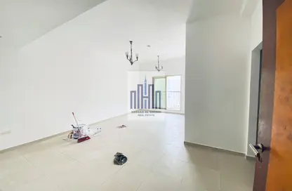 Apartment - 1 Bedroom - 2 Bathrooms for rent in Fire Station Road - Muwaileh - Sharjah