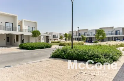 Townhouse - 3 Bedrooms - 4 Bathrooms for rent in Greenviews 2 - EMAAR South - Dubai South (Dubai World Central) - Dubai
