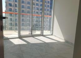 Empty Room image for: Apartment - 2 bedrooms - 3 bathrooms for sale in Millennium Binghatti Residences - Business Bay - Dubai, Image 1