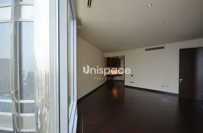 Empty Room image for: Apartment - 2 Bedrooms - 3 Bathrooms for sale in Burj Khalifa - Burj Khalifa Area - Downtown Dubai - Dubai, Image 1
