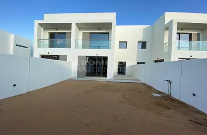 Townhouse - 2 Bedrooms - 3 Bathrooms for rent in The Magnolias - Yas Acres - Yas Island - Abu Dhabi