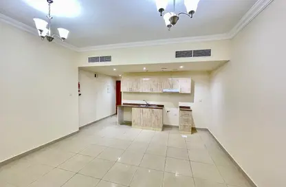 شقة - 1 حمام للايجار في الحفيت تاور 8 - النهدة - الشارقة شقة - 1 حمام للايجار في الحفيت تاور 8 - النهدة - الشارقة