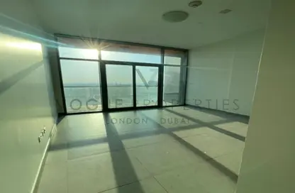 شقة - 2 غرف نوم - 3 حمامات للايجار في برج ايكاروس - مدينة دبي للإنتاج (اي ام بي زد) - دبي