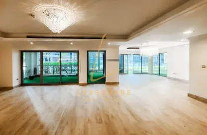 Apartment - 4 Bedrooms - 5 Bathrooms for rent in Executive Tower Villas - Executive Towers - Business Bay - Dubai