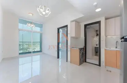 شقة - غرفة نوم - 1 حمام للبيع في سكايز من دانوب - ارجان - دبي